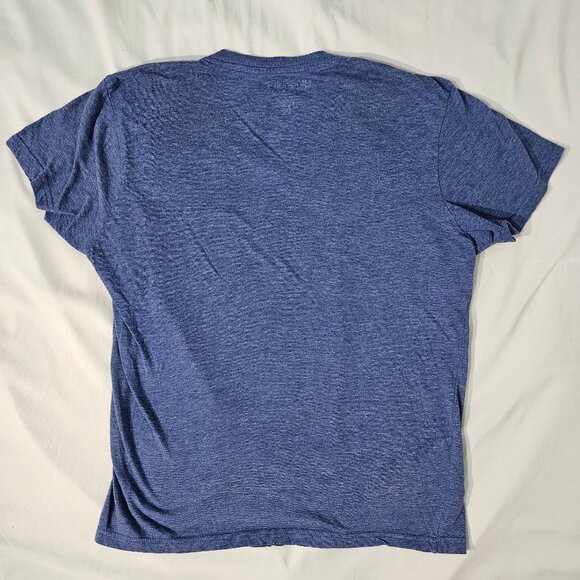 Bluenotes - Men's V-Neck T-Shirt Cornflower Blue Medium - Picture 2 of 5
